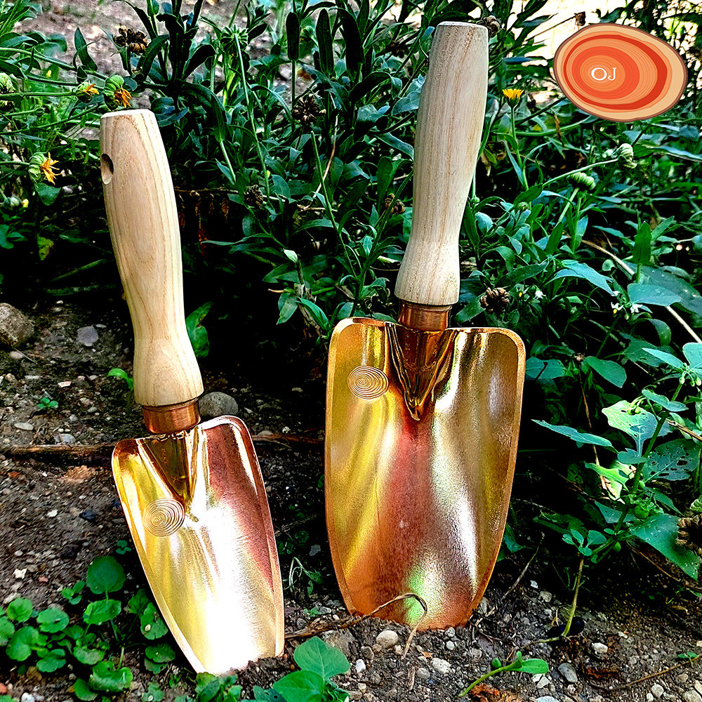 Gartenwerkzeug aus Kupfer